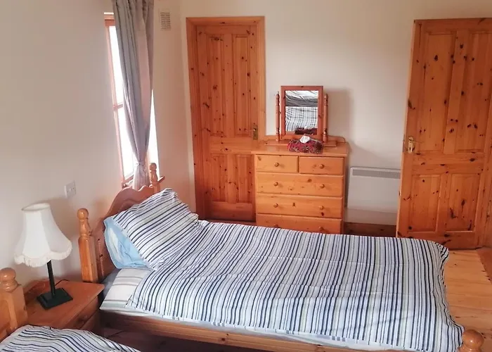 度假居 Cheerful 3 Bedroom With Open Fire